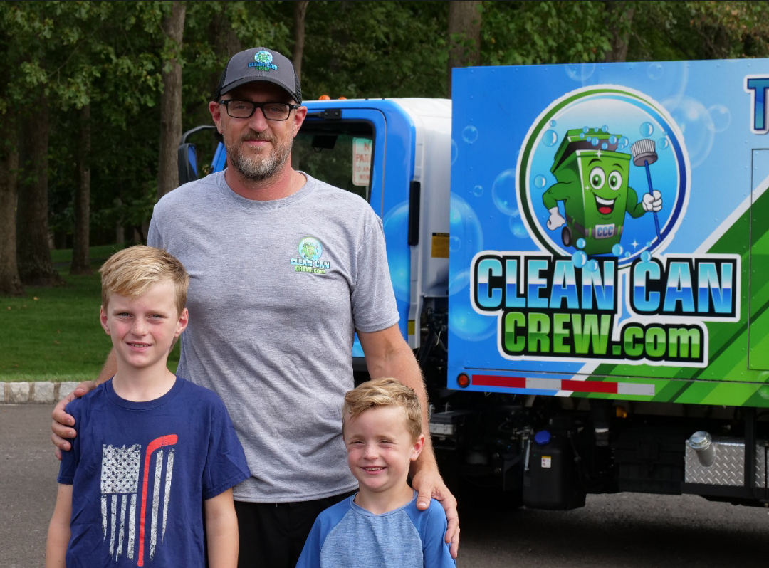 CLEAN CAN CREW TRASH BIN CLEANING SERVICES